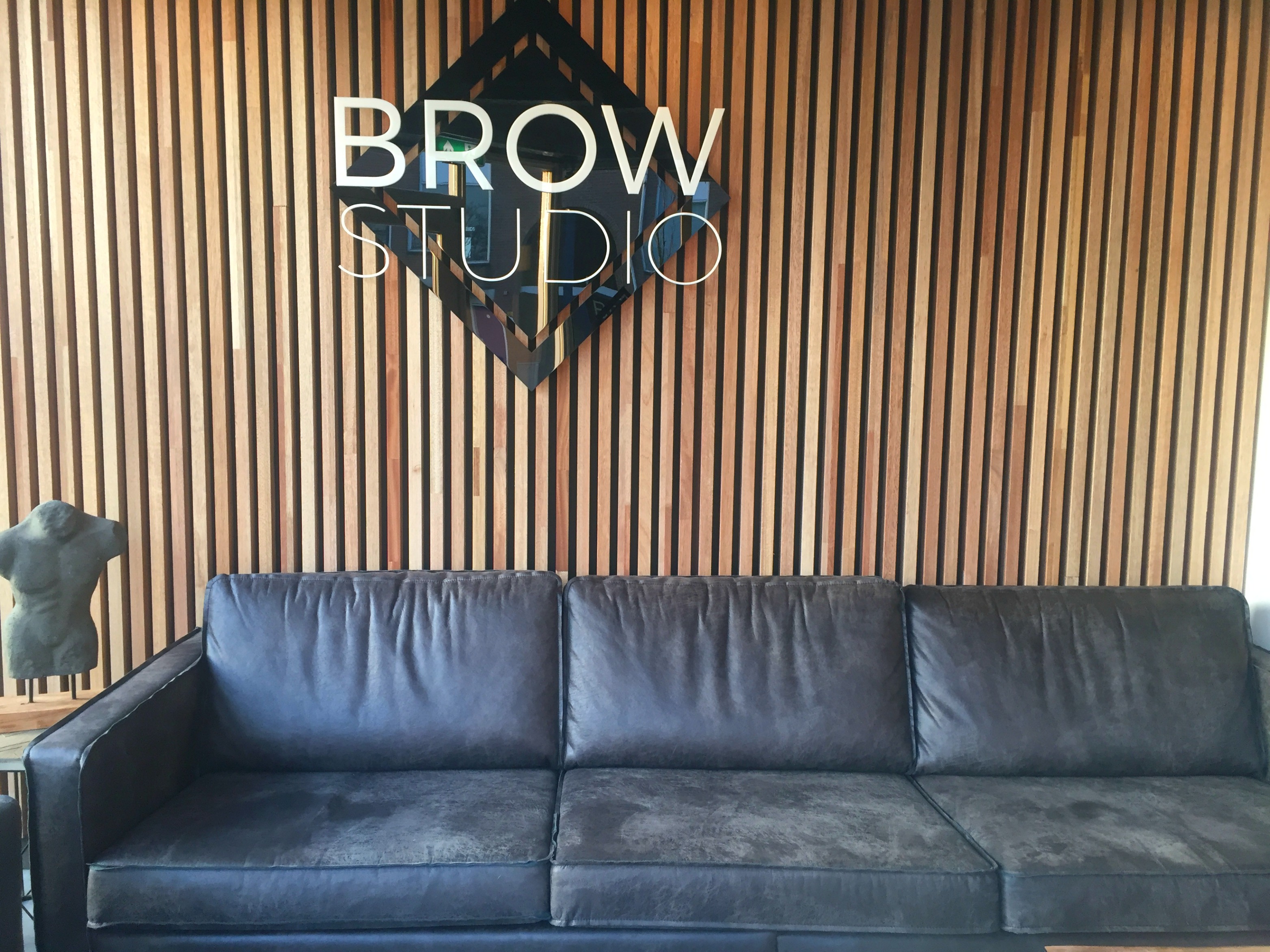 brow studio hoorn