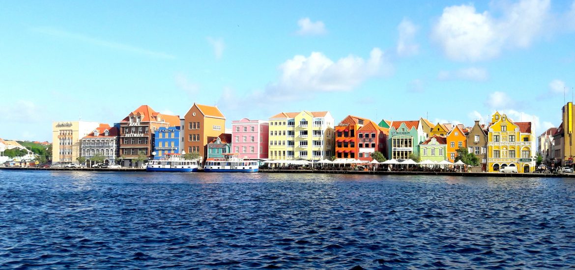 vibrant colors willemstad curacao